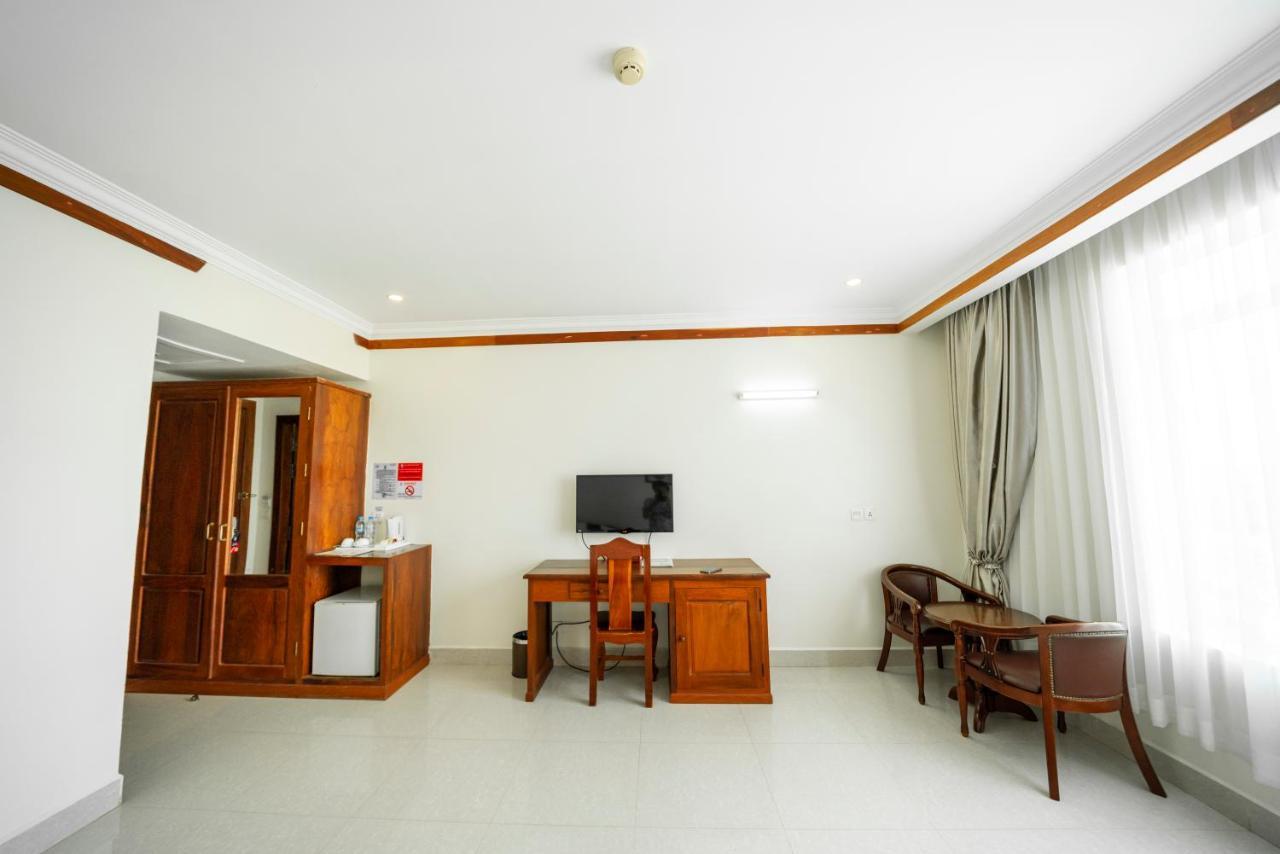 Pursat Riverside Hotel & Spa Ngoại thất bức ảnh