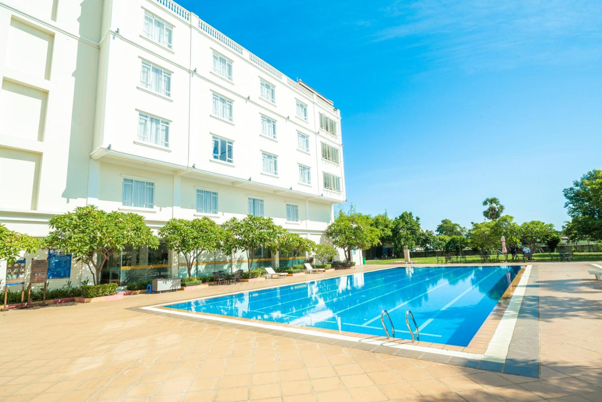 Pursat Riverside Hotel & Spa Ngoại thất bức ảnh