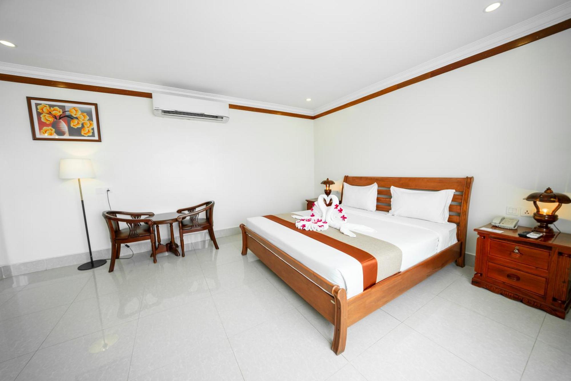 Pursat Riverside Hotel & Spa Ngoại thất bức ảnh