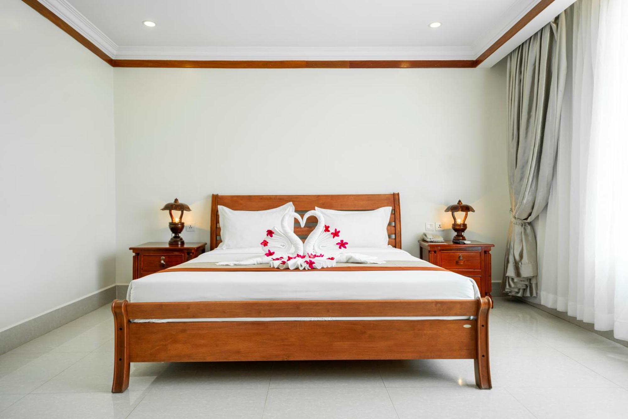 Pursat Riverside Hotel & Spa Ngoại thất bức ảnh